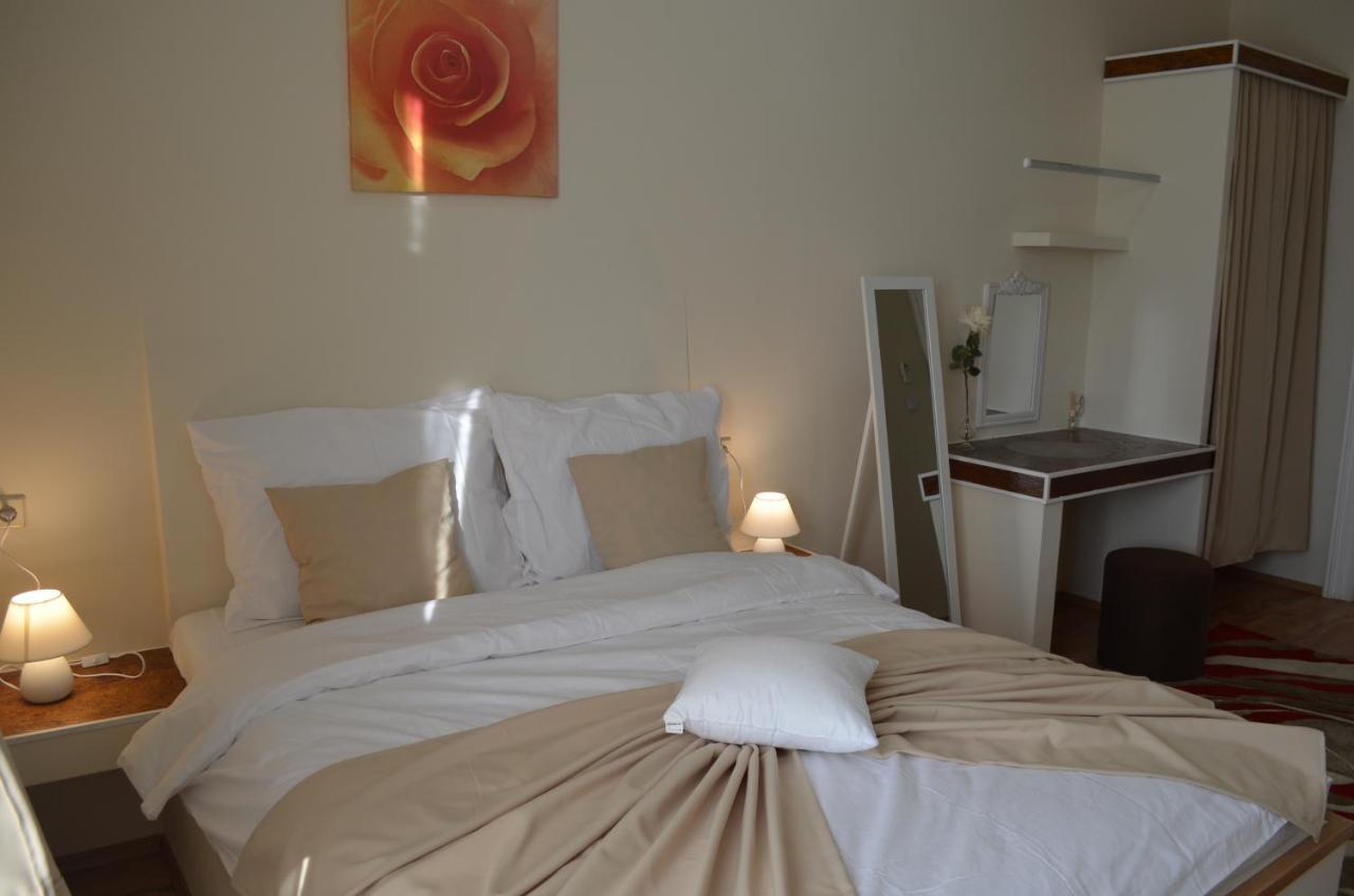 Rooms & Apartments Infinity 里耶卡 外观 照片