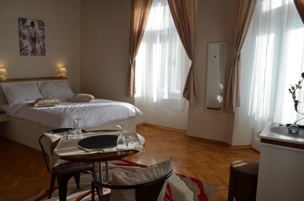 Rooms & Apartments Infinity 里耶卡 外观 照片