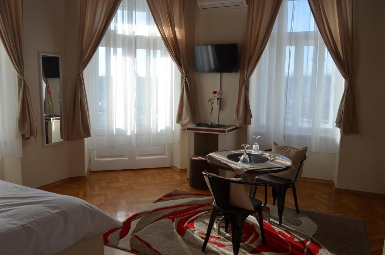 Rooms & Apartments Infinity 里耶卡 外观 照片