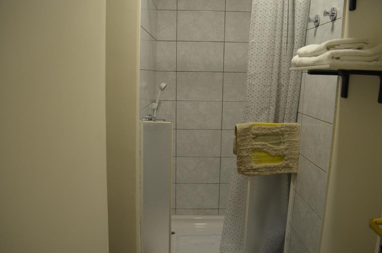 Rooms & Apartments Infinity 里耶卡 外观 照片